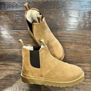 UGG Chelsea boot mens 8 (womens 9)